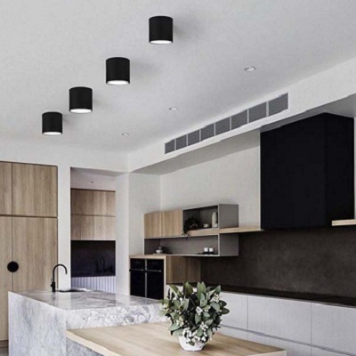 کدام نور، کدام سقف؟ راهنمای خرید چراغ سقفی روکار و توکار